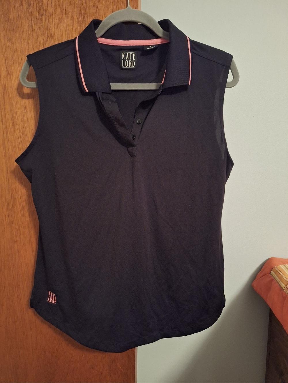 Kate Lord Women's Sleeveless Golf Polo Top in Black with Pink Trim Size L